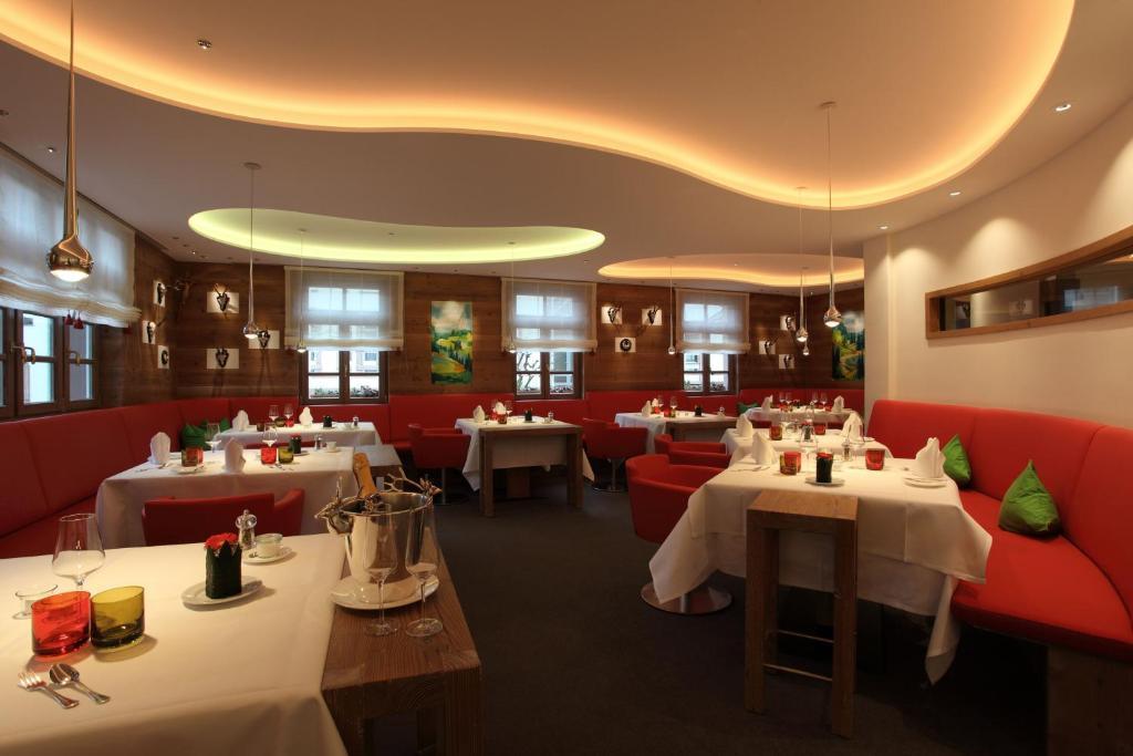 Hotel-Restaurant Adler Лар Екстер'єр фото